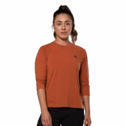 Pearl Izumi Women's Canyon Merino 3/4 Sleeve Jersey -Pearl Izumi 19222305 IE6 WmnsCanyonMerino3QtrJersey hero